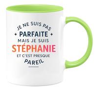 quotedazur - Mug Humour Je Ne Suis Pas Parfaite Mais Stéphanie, Et C'est Presque Pareil Cadeau Original Tasse Prénom Pour Elle