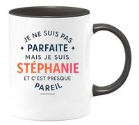 quotedazur - Mug Humour Je Ne Suis Pas Parfaite Mais Stéphanie, Et C'est Presque Pareil Cadeau Original Tasse Prénom Pour Elle