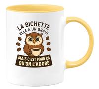 quotedazur - Mug Humour La Bichette Elle A Un Grain Mais C'est Pour Ça Qu'on L'adore - Cadeau Original Tasse Humour Pour Femme Unique Et Sympa