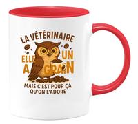 quotedazur - Mug Humour La Vétérinaire A Un Grain, C’est Pour Ça Qu’on L’adore, Mug Cadeau - Idée Cadeau Originale Tasse Pour Amoureux Des Vétérinaires