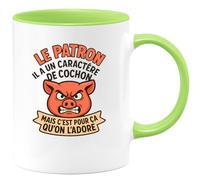 quotedazur - Mug Humour Le Patron A Un Caractère De Cochon, Mais C’est Pour Ça Qu’on L’adore - Idée Cadeau Originale Tasse Boss Humour Original Et Unique