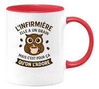 quotedazur - Mug Humour L'infirmière Elle A Un Grain Mais C'est Pour Ça Qu'on L'adore - Idée Cadeau Originale Tasse Infirmière Humoristique