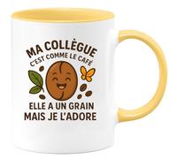 quotedazur - Mug Humour Ma Collègue C'est Comme Le Café Elle A Un Grain Mais Je L'adore - Idée Cadeau Originale Tasse Humoristique Pour Collègue
