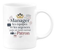 quotedazur - Mug Humour Manager les équipes et les urgences, juste un lundi normal de Patron - Cadeau Patron Homme