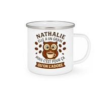 quotedazur - Mug Humour Nathalie A Un Grain, C'est Pour Ça Qu'on L'adore, Une Femme Unique Et Chère À Nos Cœurs Cadeau Original Tasse Adorable