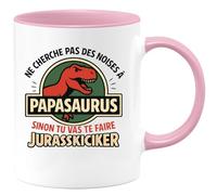 quotedazur - Mug Humour Ne Cherche Pas Des Noises À Papasaurus, Ou Tu Risques Un Jurasskicker - Cadeau Original Tasse Humour Jurassique Préhistoire Insolite Drôle