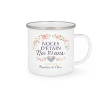 quotedazur - Mug Humour Noces D'étain 10 Ans 25/08/2024 Nicolas Élise Cadeau Unique En Tasse Pour Célébrer De Mariage