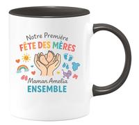 quotedazur - Mug Humour Notre Première Fête Des Mères Avec Maman Amelia Ensemble Cadeau Original Tasse En Édition Limitée