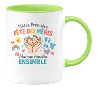 quotedazur - Mug Humour Notre Première Fête Des Mères Avec Maman Amelia Ensemble Cadeau Original Tasse En Édition Limitée