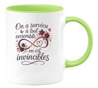 quotedazur - Mug Humour On a survécu à tout ensemble, on est invincibles - Cadeau Meilleure amie Femme