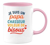 quotedazur - Mug Humour Papa Chasseur Voleur De Bisous - Mug Cadeau Drôle Et Personnalisé - Idée Cadeau Originale Pour Papa - Tasse Humoristique À Offrir