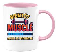 quotedazur - Mug Humour Personnalisé Bientôt Musclé Veuillez Patientez - Rose/Céramique