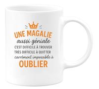 quotedazur - Mug Humour Personnalisé Une Magalie Aussi Géniale C'est Difficile À Trouver Très Difficile À Quitter Carrément Impossible À Oublier - Blanc/Céramique
