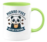 quotedazur - Mug Humour Pierre-Yves A Un Grain, C’Est Pour Ça Qu’On L’Adore - Idée Cadeau Originale Tasse Humoristique Pour Hommes