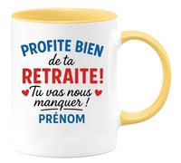 quotedazur - Mug Humour Profite Bien De Ta Retraite Tu Vas Nous Manquer, Prénom Cadeau Original Et Tasse Personnalisée Pour Unique