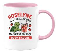 quotedazur - Mug Humour Roselyne Elle Est Aux Fraises Mais C'est Pour Ca Qu'on L'adore - Cadeau Original Tasse Humour Aux Fraises Pour Elle