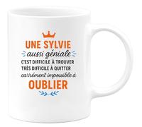 quotedazur - Mug Humour Sylvie, Aussi Géniale, Difficile À Trouver, Impossible Oublier Idée Cadeau Originale Avec Tasse Personnalisée Unique