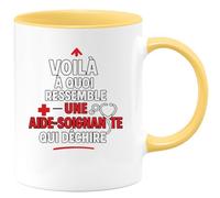 quotedazur - Mug Humour Voila À Quoi Ressemble Une Aide-Soignante Qui Déchire - Mug Exclusif - Cadeau Parfait Tasse Unique Pour Aide-Soignante Exceptionnelle