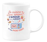 quotedazur - Mug je cuisine avec amour... l'amour c'est le surnom de mon micro-ondes - Tasse Cadeau Humour Femme - Blanc/Céramique