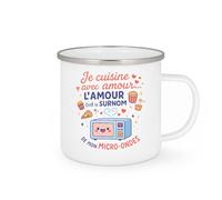 quotedazur - Mug je cuisine avec amour... l'amour c'est le surnom de mon micro-ondes - Tasse Cadeau Humour Femme - Blanc/Emaillé