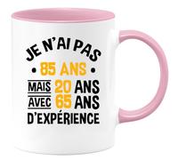quotedazur - Mug Je N'ai Pas 85 Ans Mais 65 Avec 20 D'Expérience Rose/Céramique