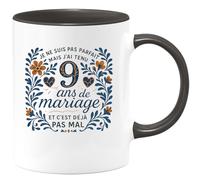 quotedazur - Mug je ne suis pas parfait mais j'ai tenu 9 ans de mariage et c'est déjà pas mal - Tasse Cadeau Noces de Faïence Homme - Noir/Céramique