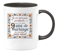 quotedazur - Mug je ne suis pas parfaite mais j'ai tenu 9 ans de mariage et c'est déjà pas mal - Tasse Cadeau Noces de Faïence Femme - Noir/Céramique