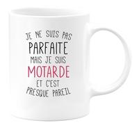 quotedazur - Mug Je Ne Suis Pas Parfaite Mais Je Suis Motarde Et C'est Presque Pareil - Blanc/Céramique
