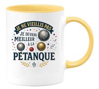 quotedazur - Mug Je ne vieillis pas, je deviens meilleur à la pétanque - Tasse Cadeau Pétanque Homme - Jaune/Céramique
