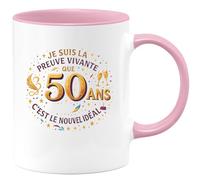 quotedazur - Mug Je suis la preuve vivante que 50 ans c'est le nouvel idéal - Tasse Cadeau 50 ans Femme - Rose/Céramique