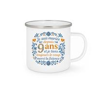 quotedazur - Mug je suis mariée depuis 9 ans et je tiens toujours le coup, merci la faïence - Tasse Cadeau Noces de Faïence Femme - Blanc/Emaillé