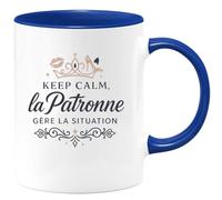 quotedazur - Mug Keep calm, la Patronne gère la situation - Tasse Cadeau Patronne Femme - Bleu/Céramique