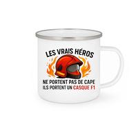 quotedazur - Mug les vrais héros ne portent pas de cape ils portent un casque F1 - Tasse Cadeau Pompier Femme - Blanc/Emaillé