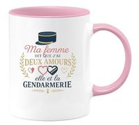 quotedazur - Mug Ma femme dit que j'ai deux amours : elle et la gendarmerie - Tasse Cadeau Gendarme Homme - Rose/Céramique
