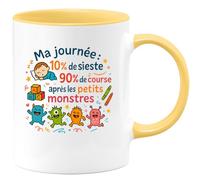 quotedazur - Mug Ma journée : 10% de sieste, 90% de course après les petits monstres - Tasse Cadeau Nounou Femme - Jaune/Céramique