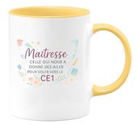 quotedazur - Mug Maîtresse : celle qui nous a donné des ailes pour voler vers le CE1 - Tasse Cadeau Maîtresse Femme - Jaune/Céramique