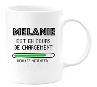quotedazur - Mug Melanie Est En Cours De Chargement Veuillez Patienter - Blanc/Céramique