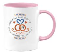 quotedazur - Mug modelé par 9 ans d'amour comme une belle pièce de faïence - Tasse Cadeau Noces de Faïence Homme - Rose/Céramique