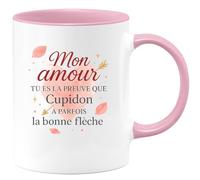 quotedazur - Mug Mon amour, tu es la preuve que Cupidon a parfois la bonne flèche - Tasse Cadeau Amour, Saint-Valentin, Couple Homme - Rose/Céramique