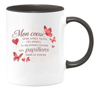 quotedazur - Mug Mon coeur, même après toutes ces années, tu me donnes encore des papillons dans le ventre - Tasse Cadeau Amour, Saint-Valentin, Couple Femme - Noir/Céramique