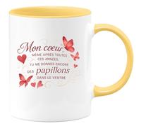 quotedazur - Mug Mon coeur, même après toutes ces années, tu me donnes encore des papillons dans le ventre - Tasse Cadeau Amour, Saint-Valentin, Couple Femme - Jaune/Céramique