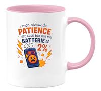 quotedazur - Mug mon niveau de patience est aussi bas que ma batterie de téléphone : 2% - Tasse Cadeau Humour Femme - Rose/Céramique