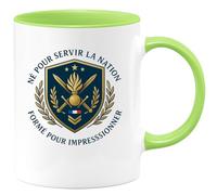 quotedazur - Mug Né pour servir la nation, formé pour impressionner - Tasse Cadeau Gendarme Homme - Vert/Céramique