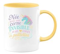 quotedazur - Mug Née avec une corne invisible et un cœur en paillettes - Tasse Cadeau Licorne Femme - Jaune/Céramique