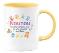 quotedazur - Mug Nounou : métier où chaque jour est une nouvelle aventure - Tasse Cadeau Nounou Femme - Jaune/Céramique