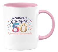 quotedazur - Mug Nouveau quinqua : la jeunesse avec l'expérience en plus - Tasse Cadeau Humour Homme - Rose/Céramique