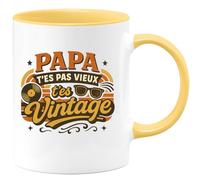 quotedazur - Mug Papa, t'es pas vieux, t'es vintage - Tasse Cadeau Anniversaire Femme - Jaune/Céramique