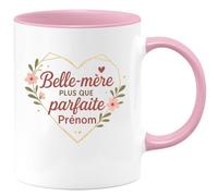 quotedazur - Mug Personnalisé Humour Belle-Mère Plus Que Parfaite Avec Prénom Cadeau Original Unique Tasse Pour Noël Exceptionnelle - Rose/Céramique