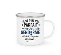 quotedazur - Mug Personnalisé Humour Je Ne Suis Pas Parfait, Mais Gendarme, C'Est Presque Pareil... Cadeau Noël Original Tasse Spécial Homme - Blanc/Émaillé