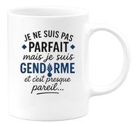 quotedazur - Mug Personnalisé Humour Je Ne Suis Pas Parfait, Mais Gendarme, C'Est Presque Pareil... Cadeau Noël Original Tasse Spécial Homme - Blanc/Céramique